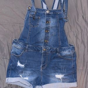 Wax Jeans Overalls distressed shorts size L like new